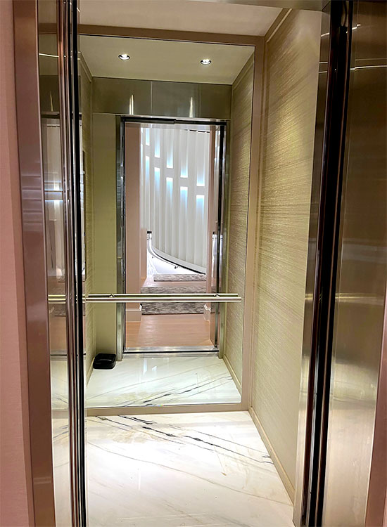 Revuelta Elevator